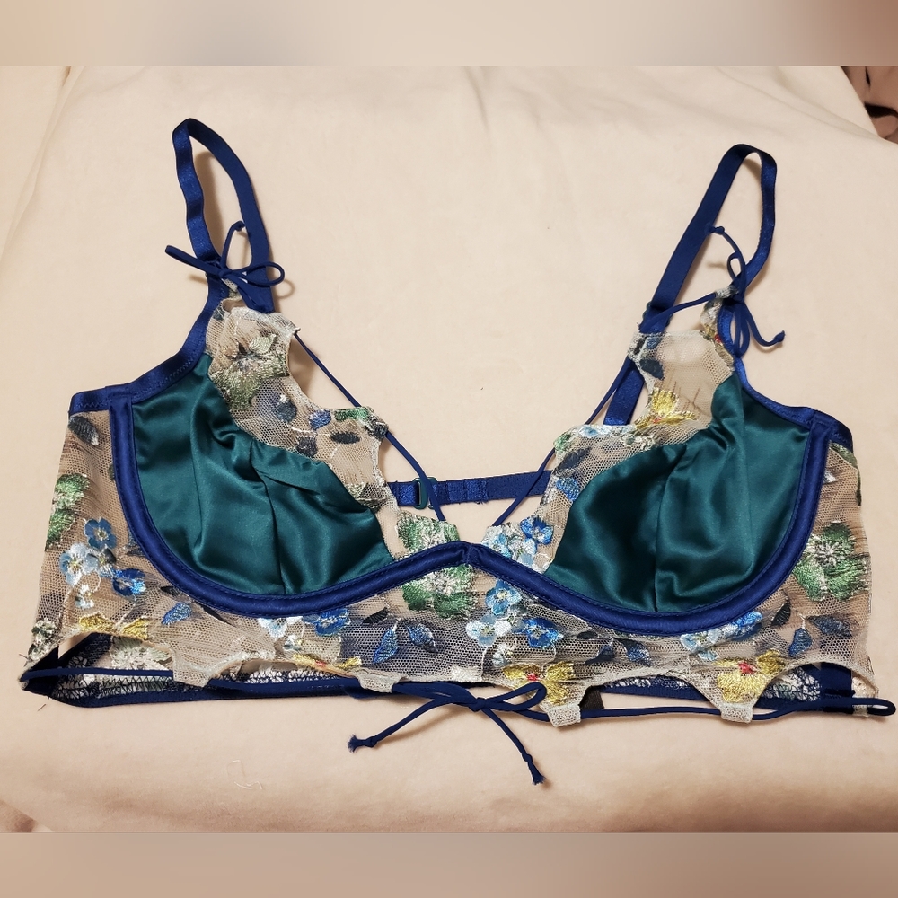 NWOT For Love and Lemons Ikat Embroidered Bralette/Bra